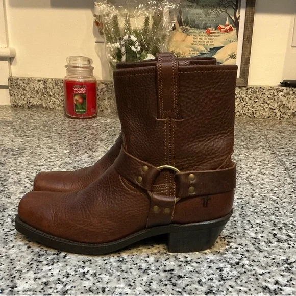 Frye 8R Harness Boots - Picture 3 of 12